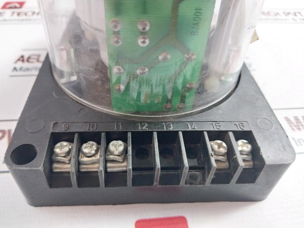 General Industrial Controls Bj42B1 Auto-reset Synchronous Timer 240Vac 50Hz