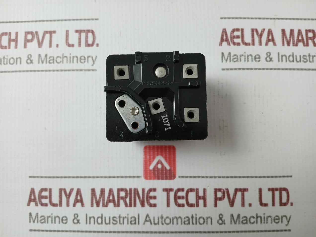 General Electric 3Arr3B2N3 Industrial Relay Used