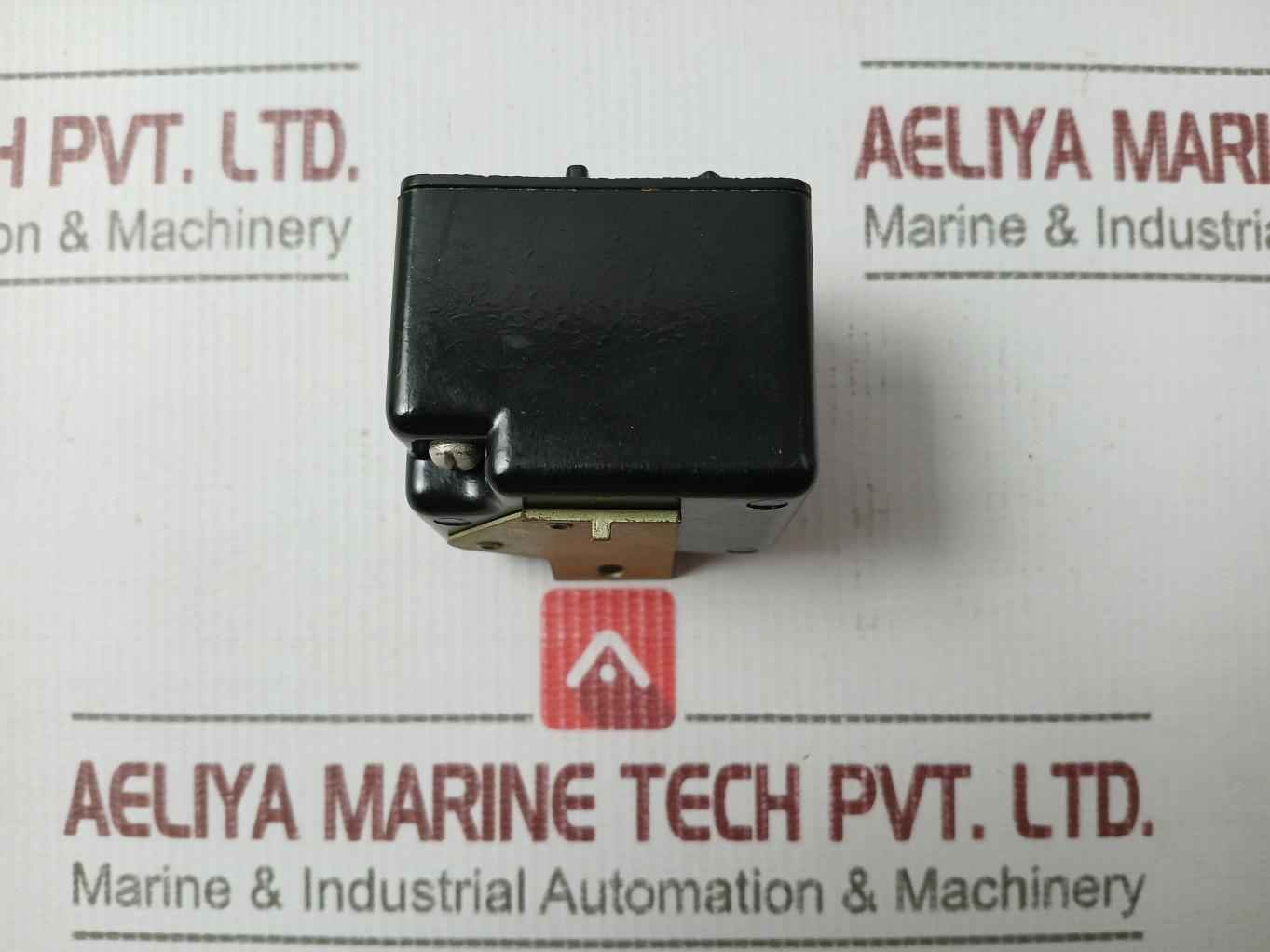 General Electric 3Arr3B2N3 Industrial Relay Used