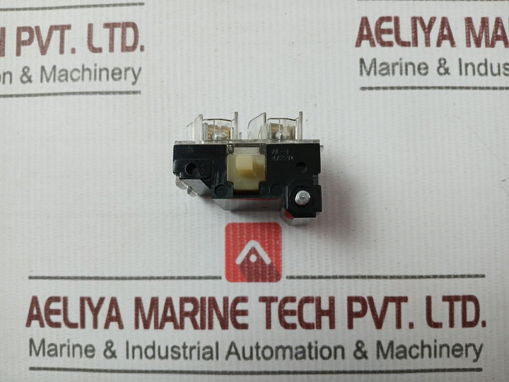 General Electric Cr104P Control Relay Contact Block