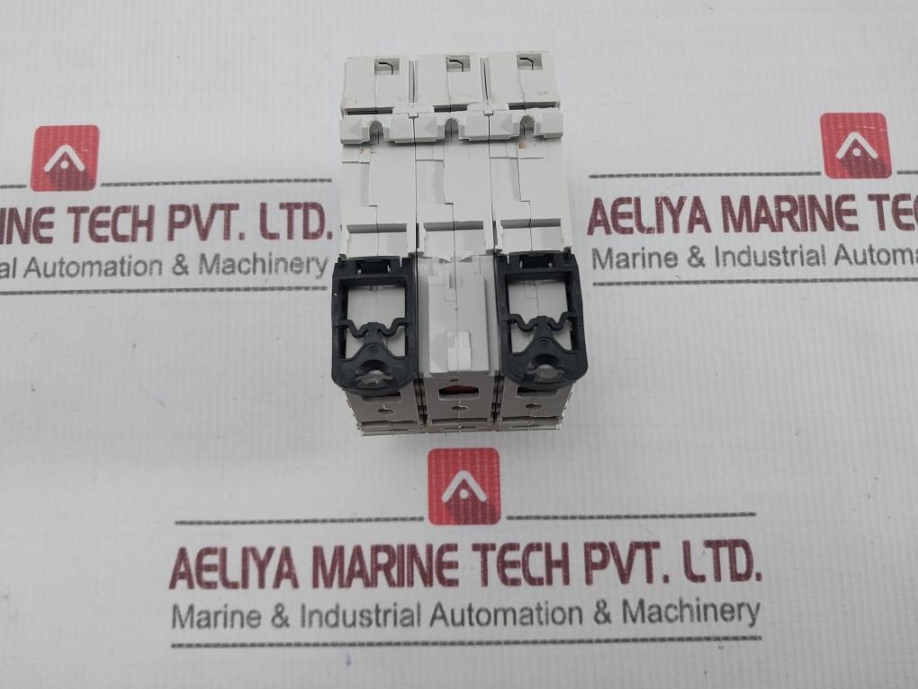 General Electric D10 Miniature Circuit Breaker 415V