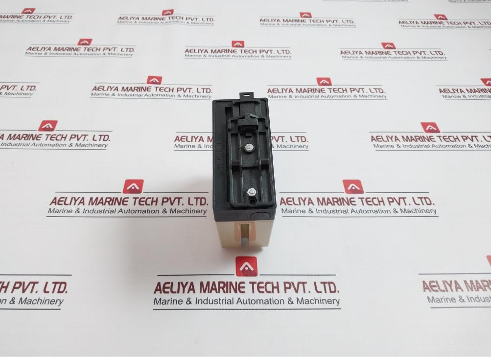 Gestra Lrs1-5 Conductivity Limit Switch 25C 220V 50Hz Ip40
