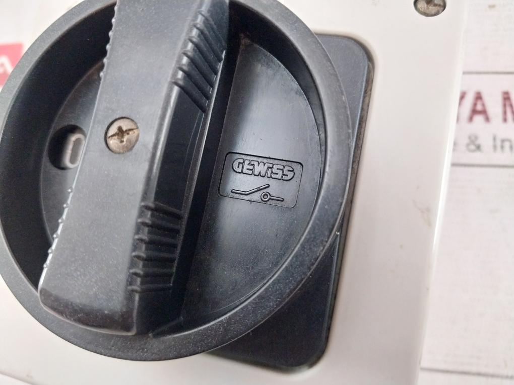 Gewiss Gw 70406 Rotary Isolator Switch 500V 50/60Hz Iec408 Cei 17-11
