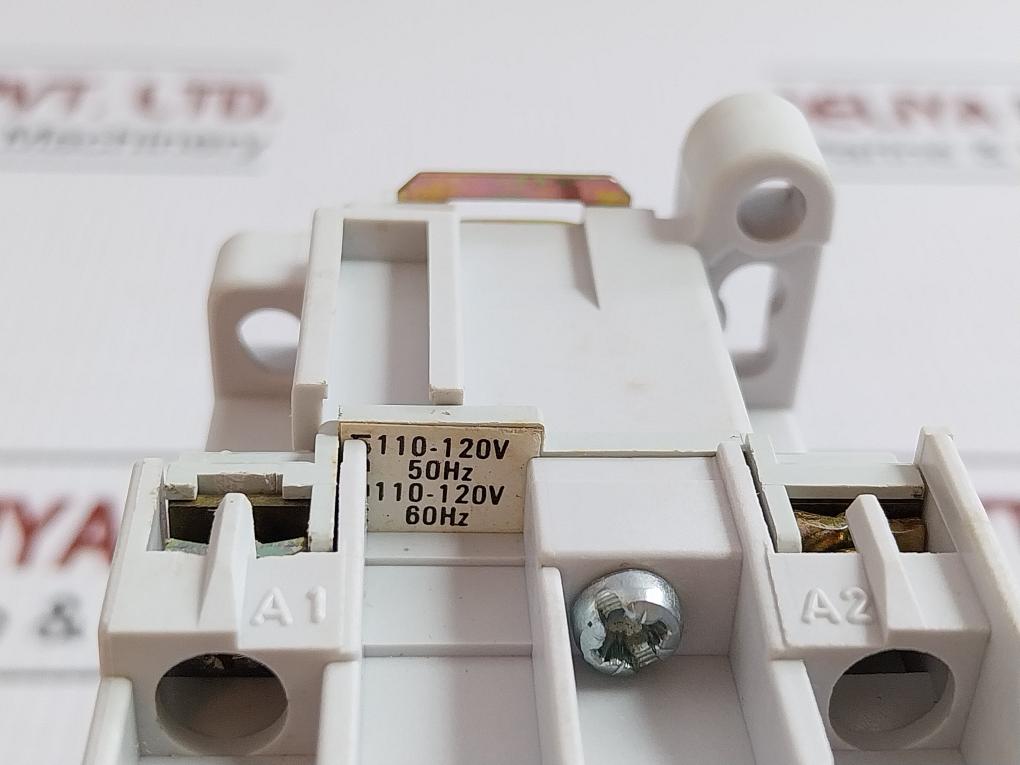 Ghisalba 110-120V 50Hz Contactor Relay Gh15Cr