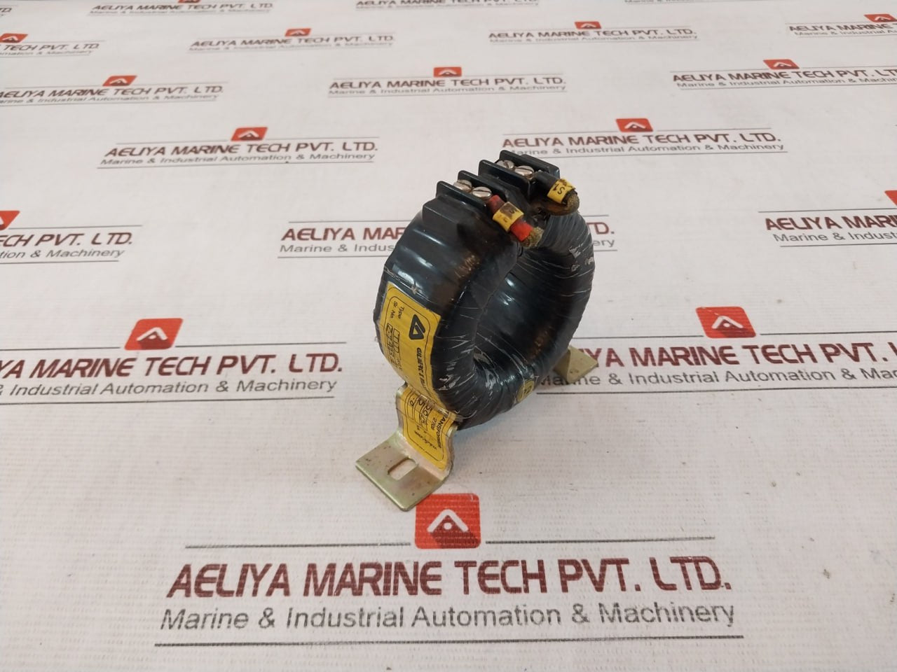 Gilbert & Maxwell Tid Current Transformer 250/5A 5Va 660V 50Hz