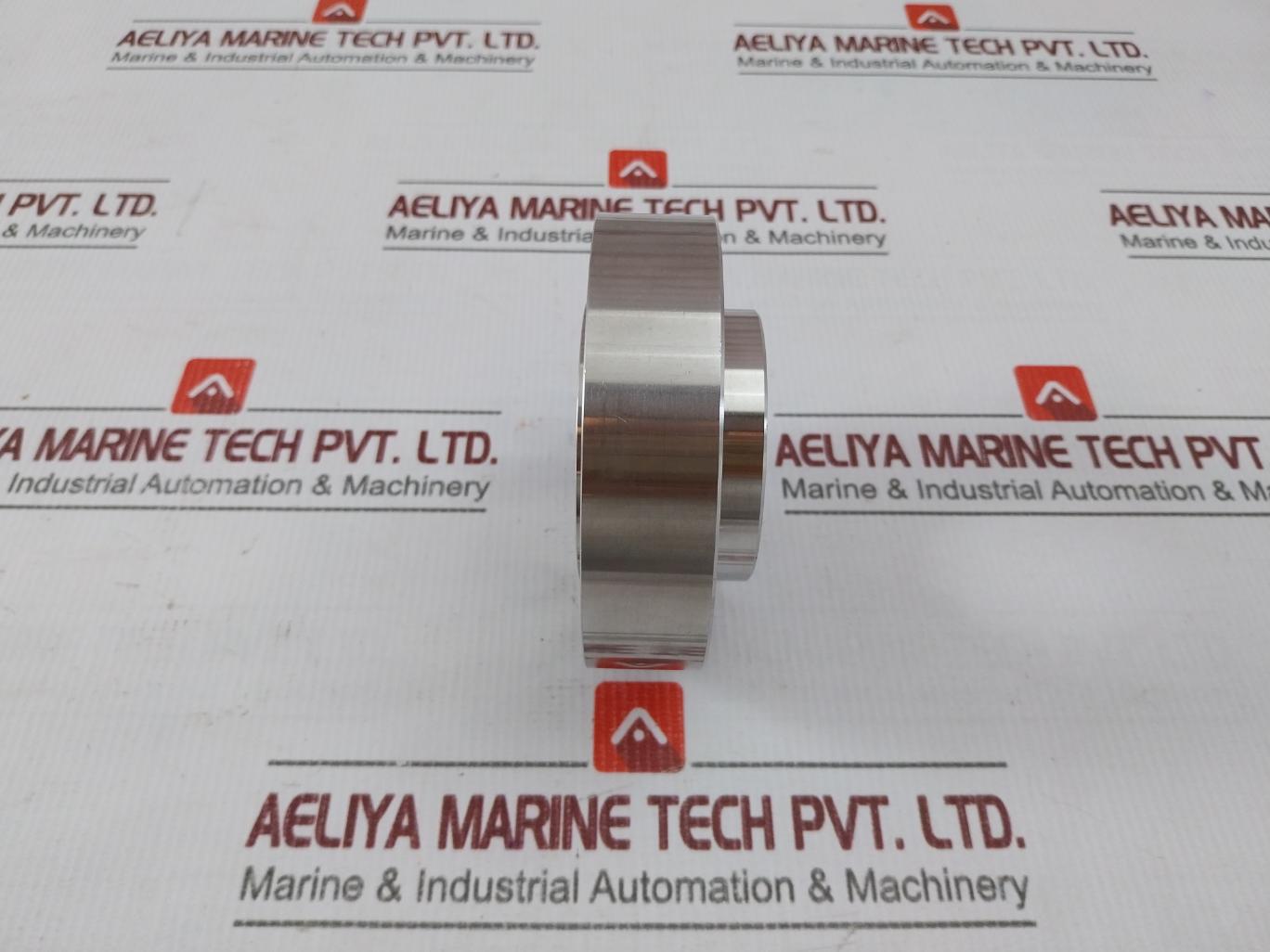 Gilmore 23172 Flange 1.1/2Npt For Shuttle Valve