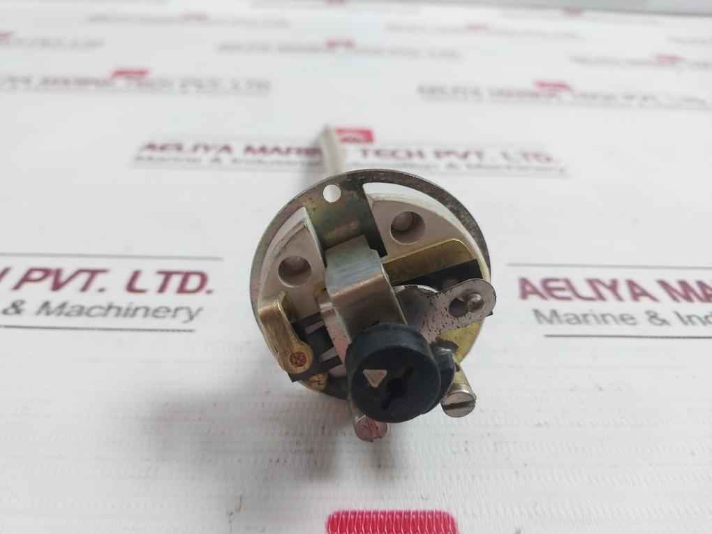 Girishego Thermostat