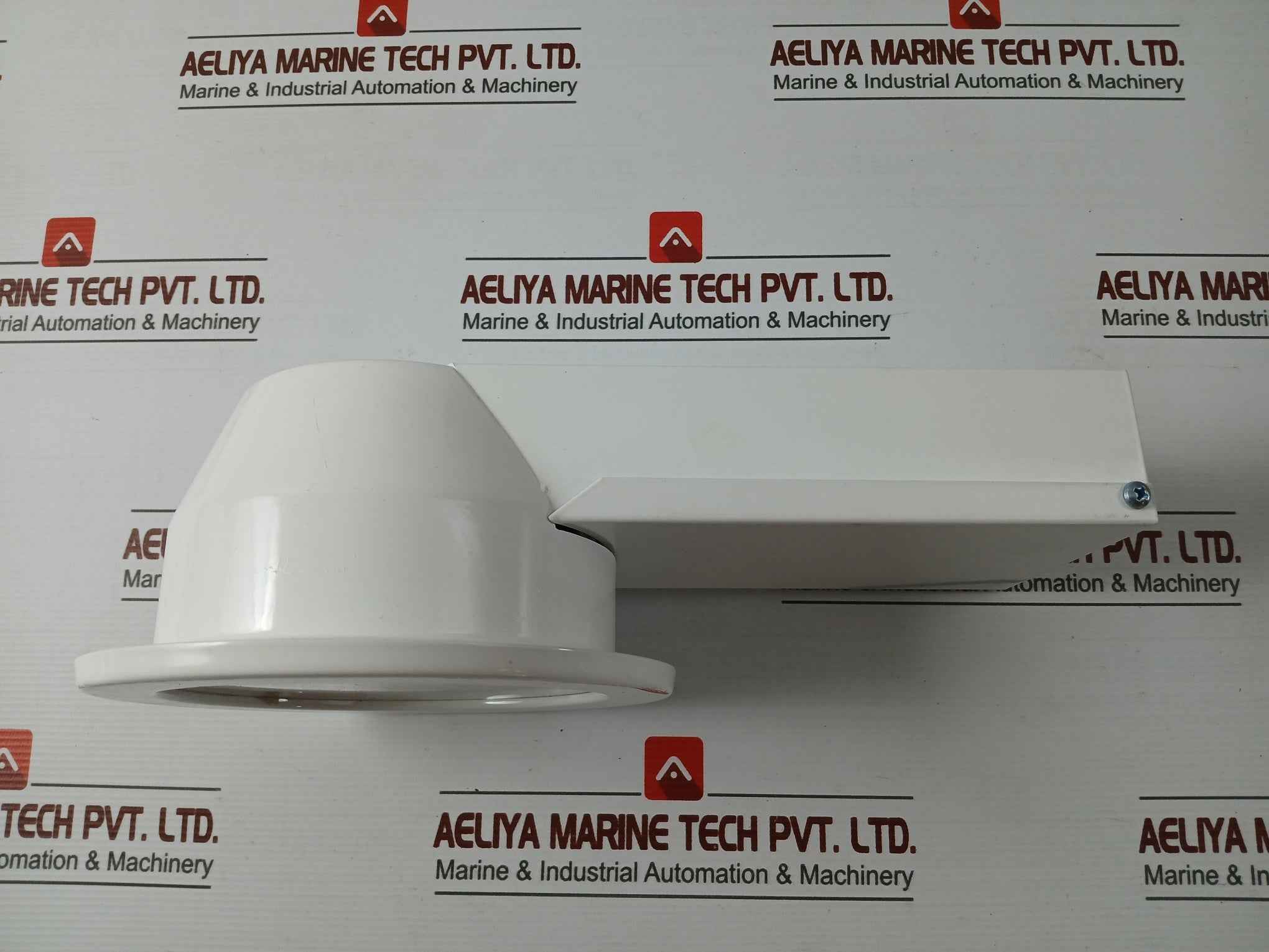 Glamox Gcn(M)14 118Hf S M20 Industrial Lighting Fixture 1 X 18W 120V 60Hz
