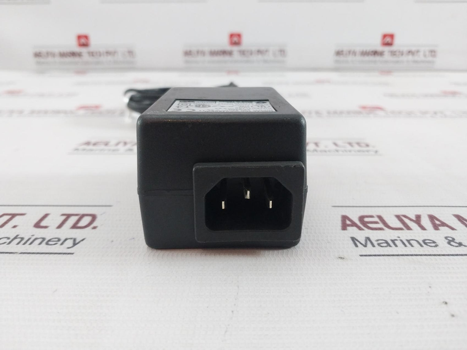 Globtek Tr9Cg800C12Cp-u Ac Adapter Power Supply Sa-150A8F-11 100-250V 0.3A