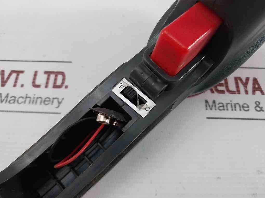 Gm900A Infrared Thermometer Benetech -50˚C ~ 950˚C