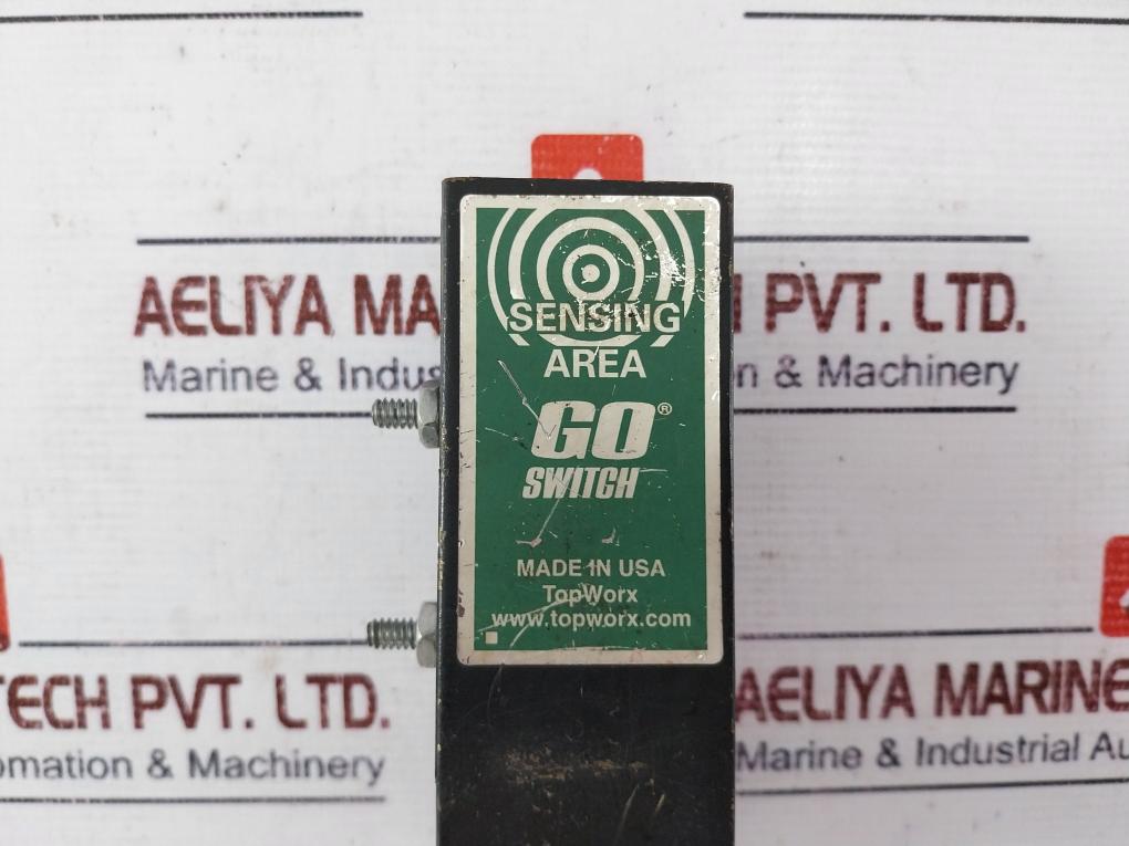 Go Switch 11-12110-00 Leverless Limit Switch 10A 120VAC