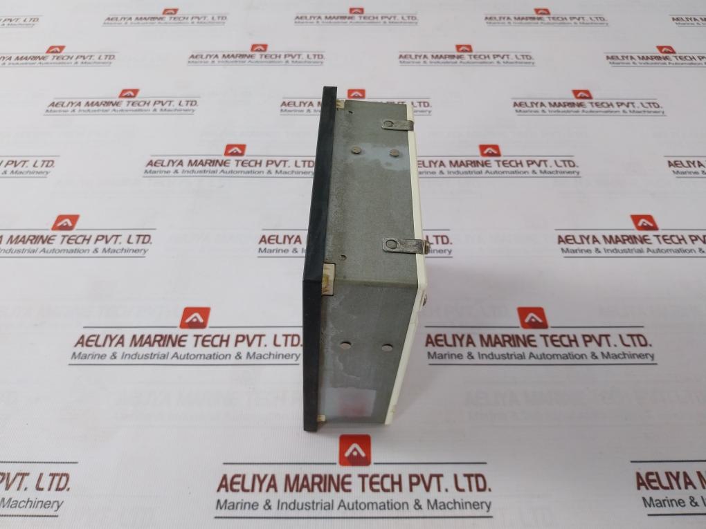 Gossen 0-1500A Ammeter 1500/1A 16-65 Hz