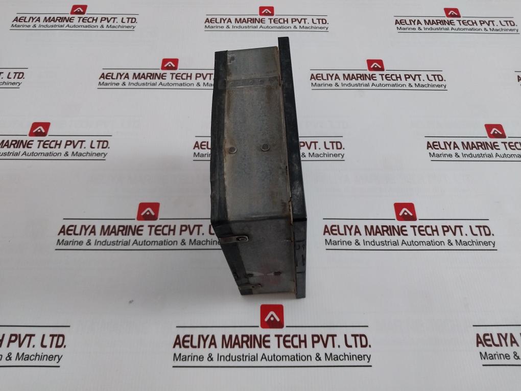 Gossen Analog Voltmeter 0-50/250V 45°C