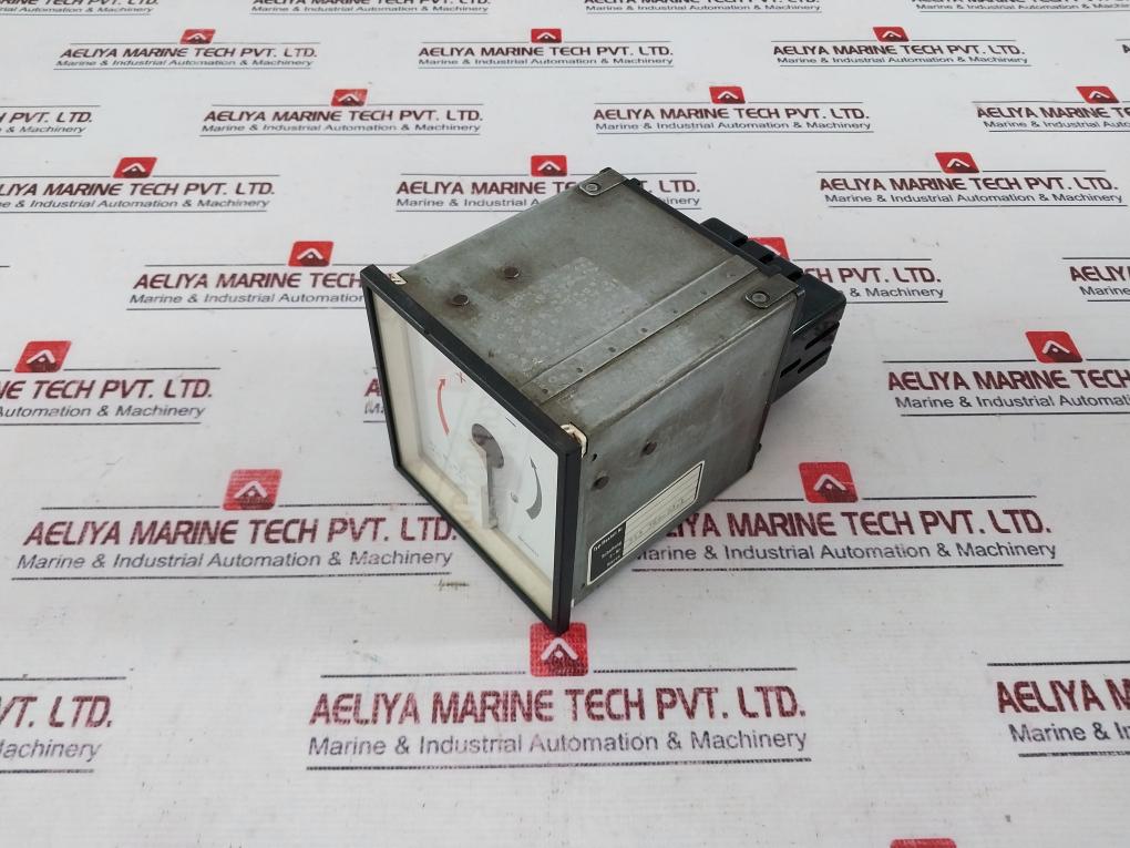 Gossen F.-nr: 343 369-23.1 Electrical Equipment Wattmeter 440v