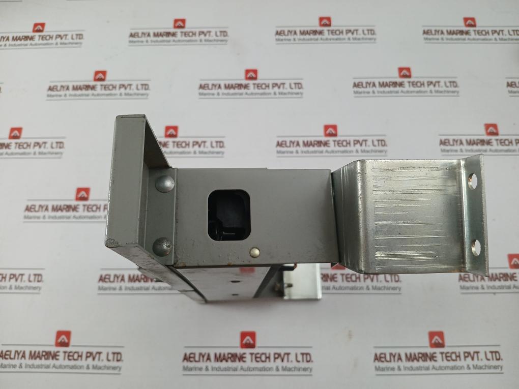 Gould V7A2211Lm Clampmatic Vacu-break Panel Board Switch