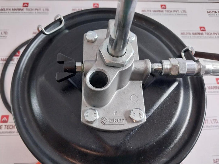 Groz Vgp-10 Volume Bucket Grease Pumps Rev. D