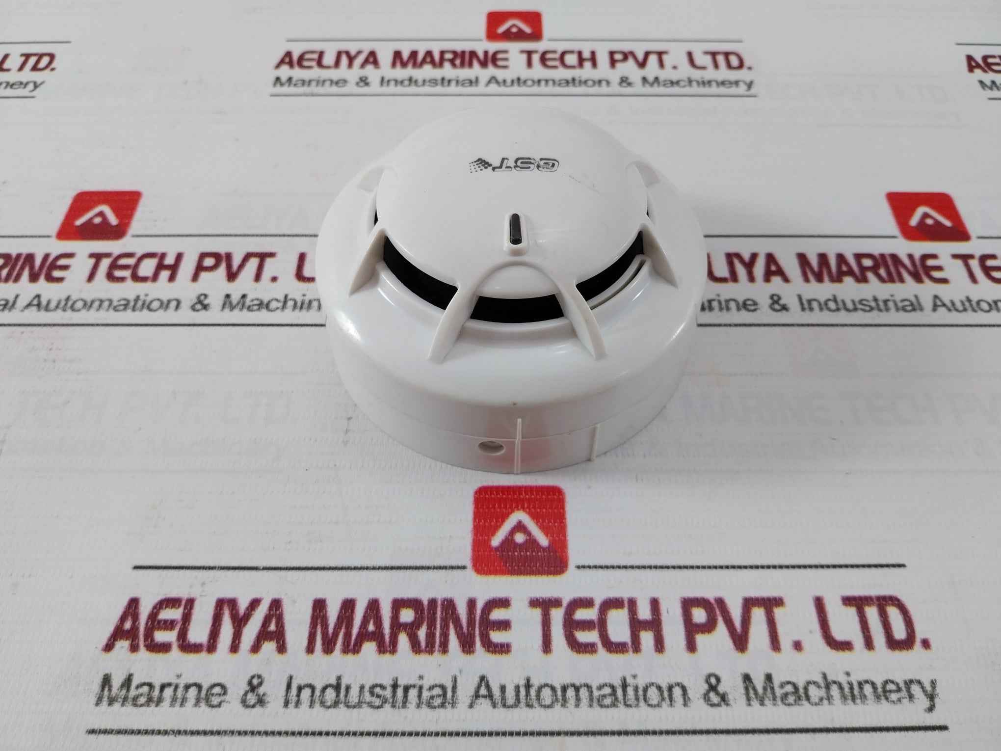 Gst Dc-9102E Conventional Photoelectric Smoke Detector 24Vdc