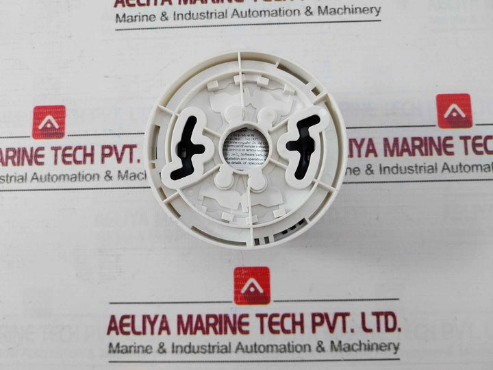 Gst Dc-9102E Conventional Photoelectric Smoke Detector 24Vdc