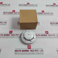 Gst Dc-9102E Conventional Photoelectric Smoke Detector 24Vdc 55Ma 0832-cpr-f0003