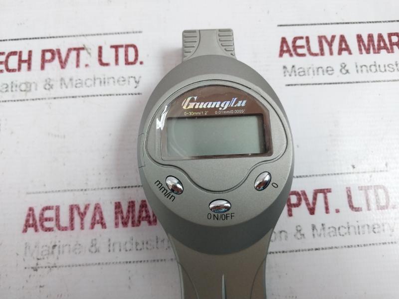 Guanglu 03000002 Digital Display Indicator 0.01Mm/0.0005