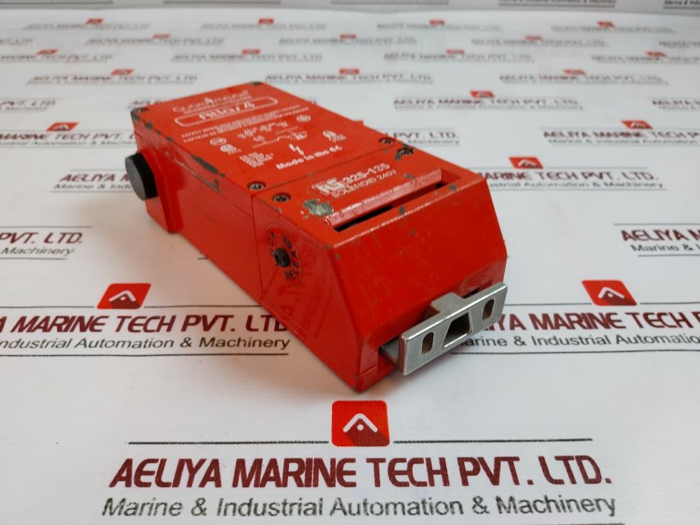 Guardmaster ATLAS 4 Safety Interlock Switch With Guard Locking 10A 240VAC IP65 - Aeliya Marine Tech