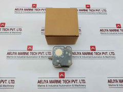 Gw 50 A4 Pressure Switch For Gases And Air Dungs Ip54