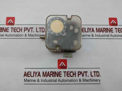 Gw 50 A4 Pressure Switch For Gases And Air Dungs Ip54