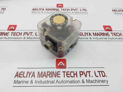 Gw 50 A4 Pressure Switch For Gases And Air Dungs Ip54