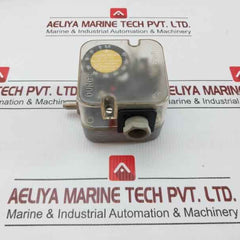 Gw 50 A4 Pressure Switch For Gases And Air Dungs Ip54