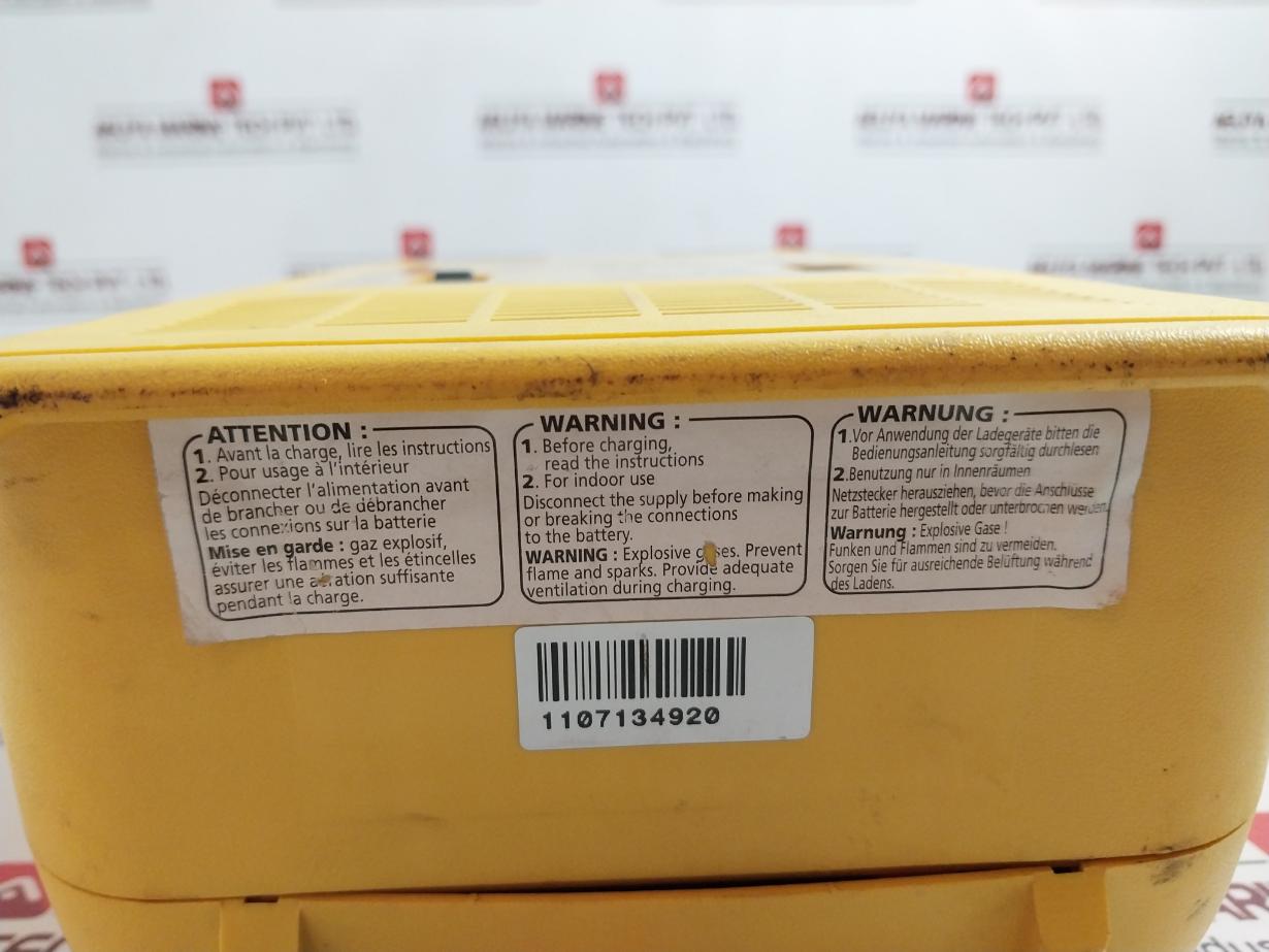 Gys Tcb 90 Automatic Tester & Charger For Battery 230V 50/60Hz, 6A 120W Ip20