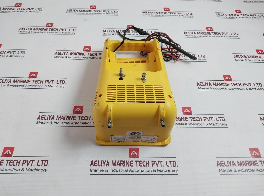 Gys Tcb 90 Automatic Tester & Charger For Battery 230V 50/60Hz, 6A 120W Ip20