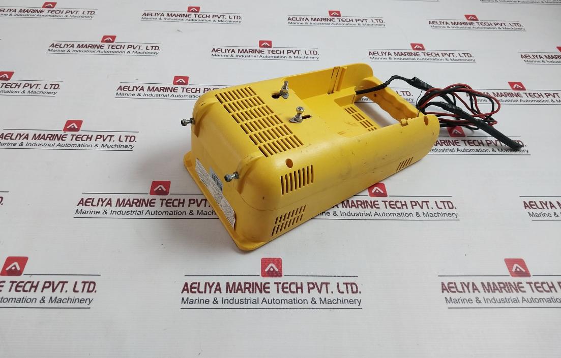 Gys Tcb 90 Automatic Tester & Charger For Battery 230V 50/60Hz, 6A 120W Ip20