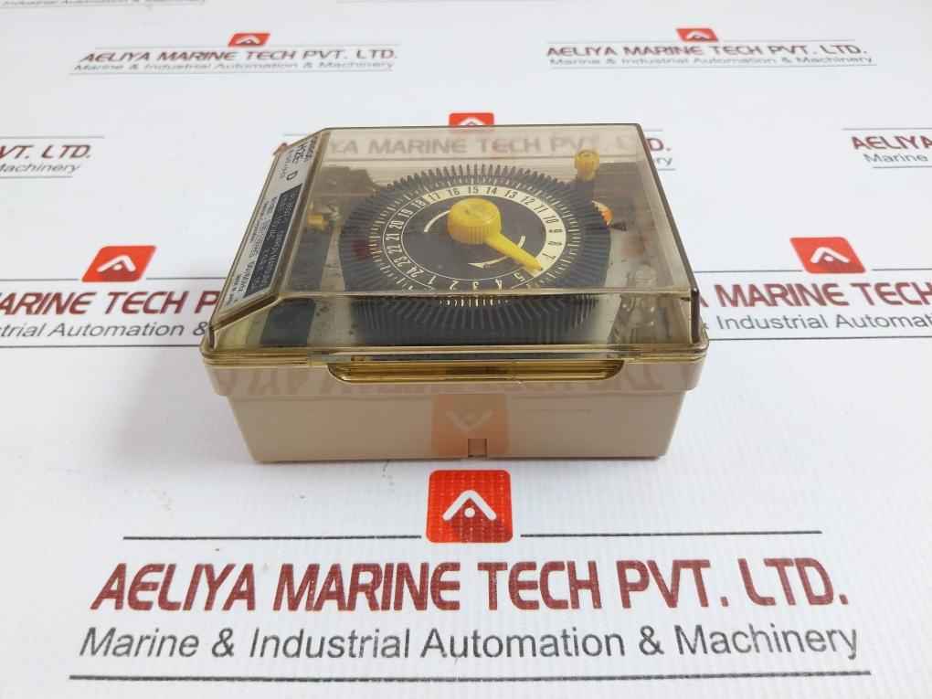 H2E-d Omron Timer Switch 100/110Vac 50/60Hz