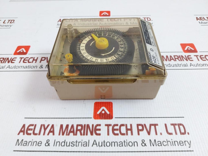 H2E-d Omron Timer Switch 100/110Vac 50/60Hz