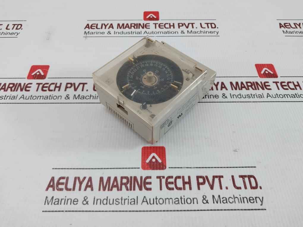 H2F-df Motor Time Switch Omron 15A 250Vac