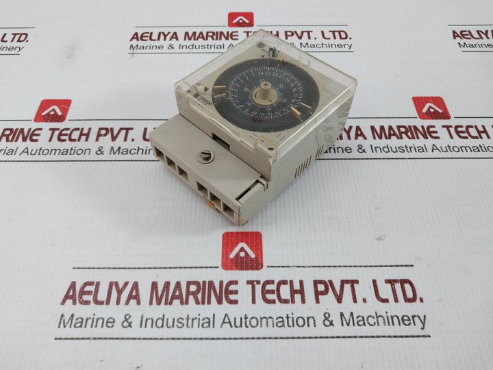 H2F-df Time Switch Omron