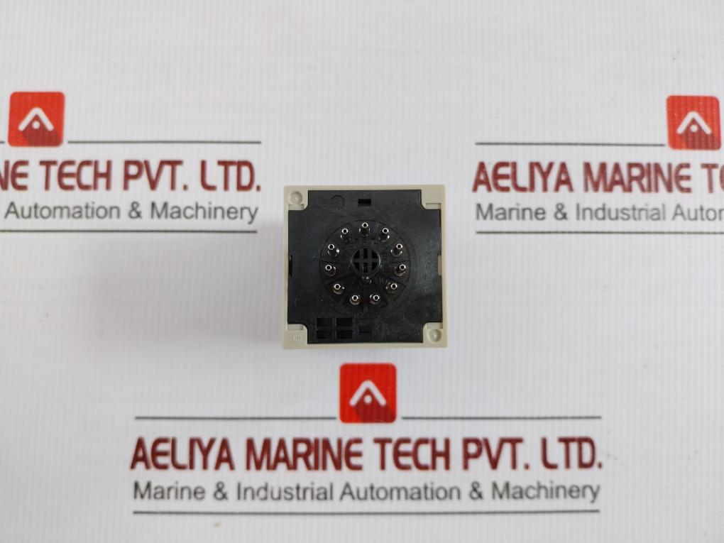 H3Cr-a Solid-state Timer 0.05S-300H Omron 100-240Vac