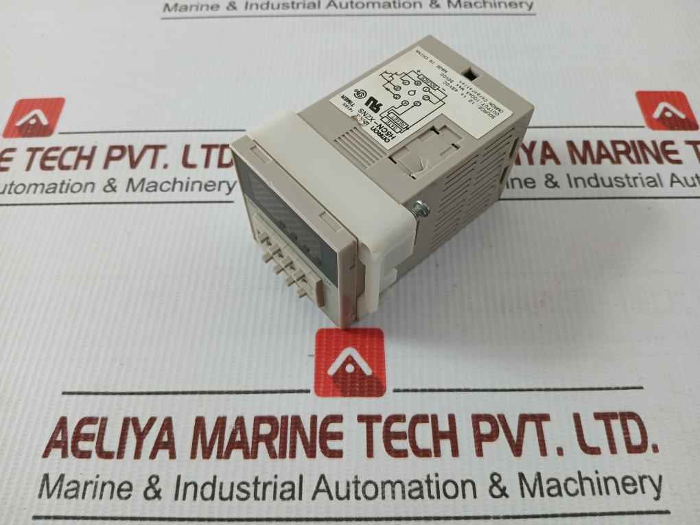 H5Cn-xzns Miniature Din-sized Quartz Timer Omron 12-48Vdc