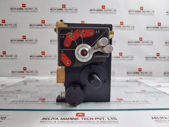 HJ7-526-12-Lubricator-Ss50Mc-290-cm-Piston-03-5-Hans-Jensen-210372-7