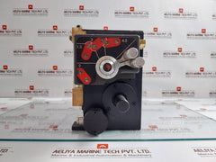 HJ7-526-12-Lubricator-Ss50Mc-290-cm-Piston-03-5-Hans-Jensen-210372-7