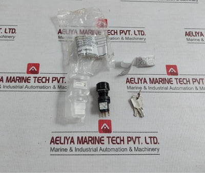 Ha-c5 Idec Ac-12 125V 5A Key Switch