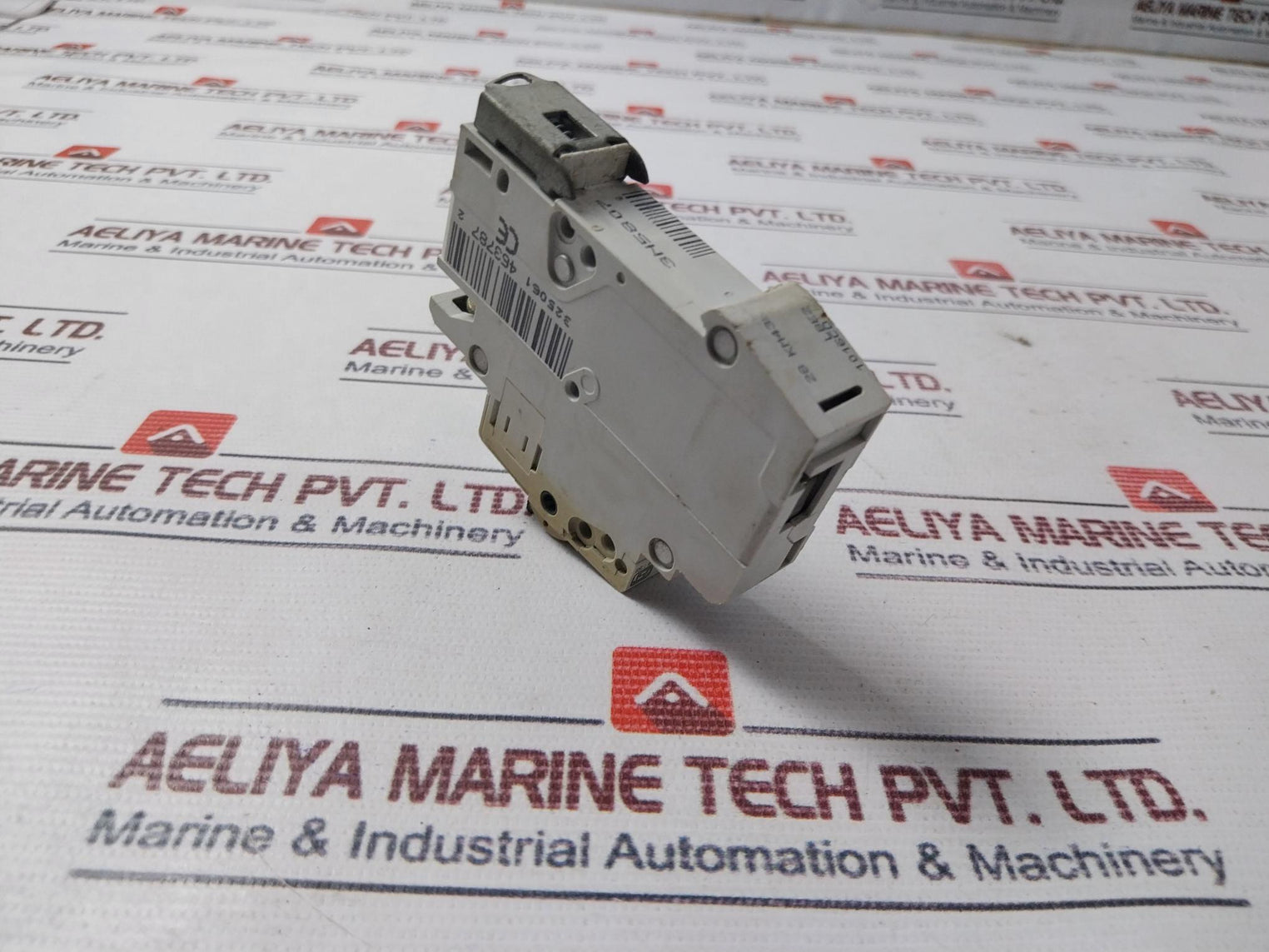 Hager Nc 116N Miniature Circuit Breaker 240/415V 325061 463787 2