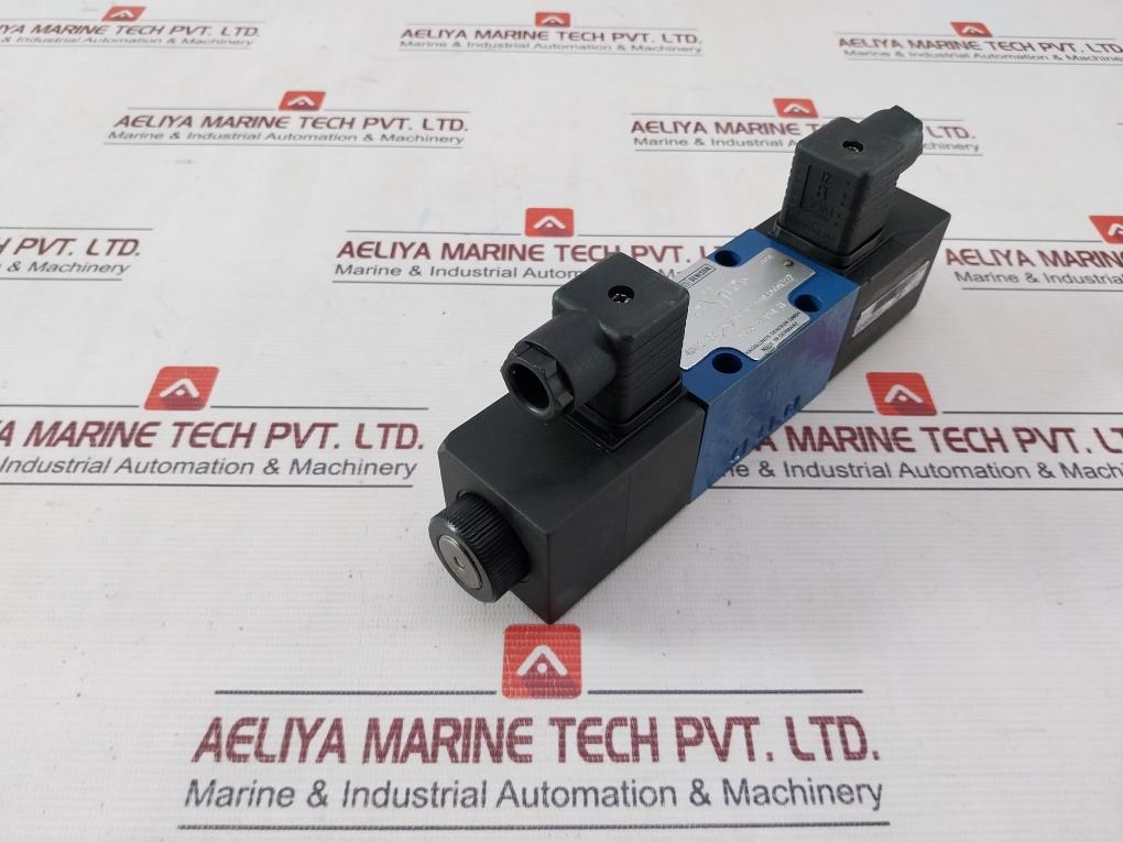 Hagglunds Denison Directional Control Valve 24VDc