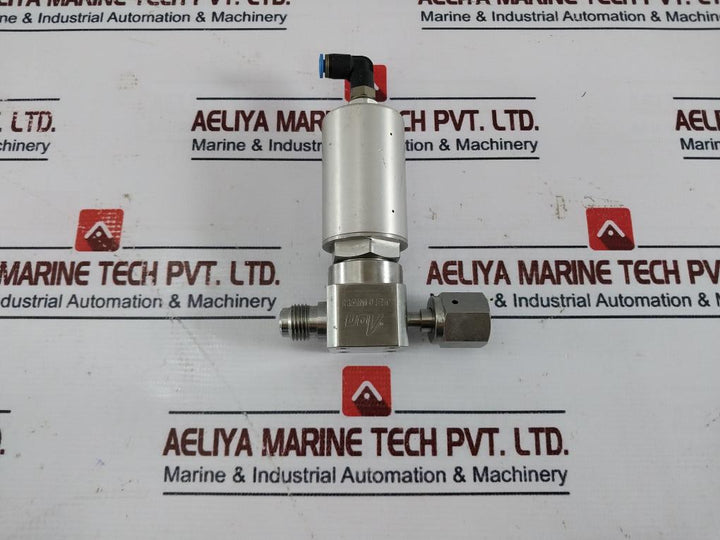 Ham-let Hm20-4Vkc-gf4M4-sp-300Psi Ucv 1/8 Npt Normally Closed Valve