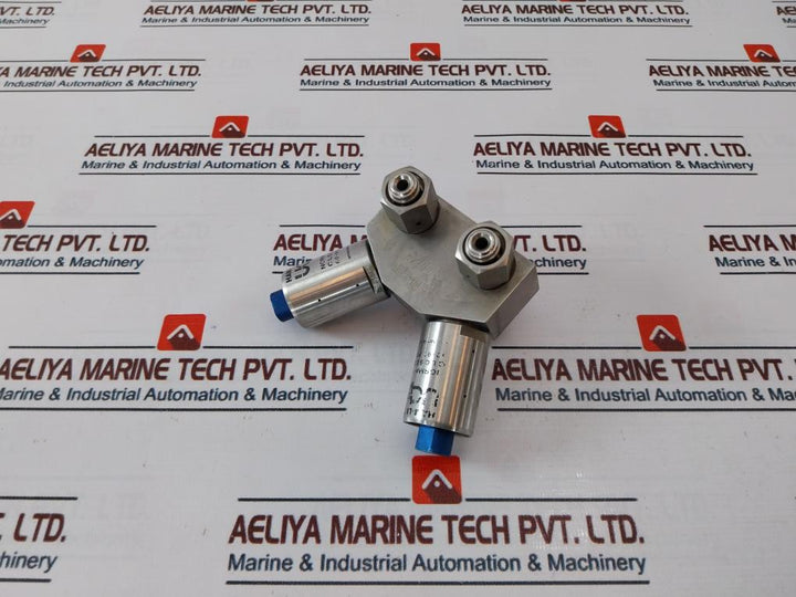 Ham-let Hmb21-4Lklclc-gf4 Normaly Closed Dual Head Valve