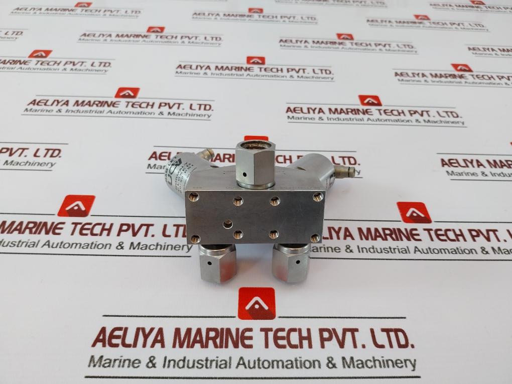 Ham-let Hmb21-4Vklclc-gf4 Dual Head Valve Pressure Range 60-90 Psi