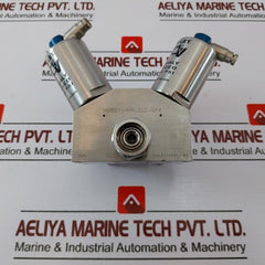 Ham-let Hmb21-4Vklclc-gf4 Dual Head Valve Pressure Range 60-90 Psi