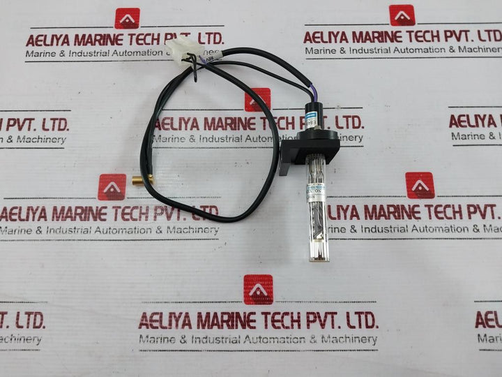 Hamamatsu E849-93 Atx Photomultiplier Tube R647-01 Violet Coax Output