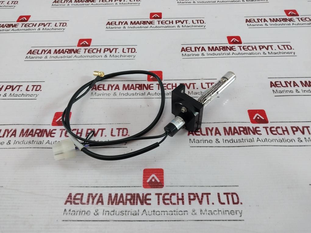 Hamamatsu E849-93 Atx Photomultiplier Tube R647-01 Violet Coax Output