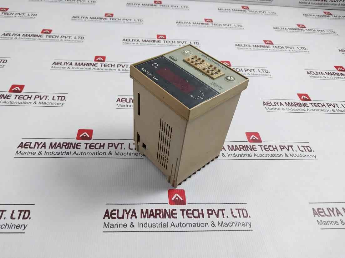 Han Young Electronics Hy-8200s-ppmor08 Temperature Controller (Not Working)